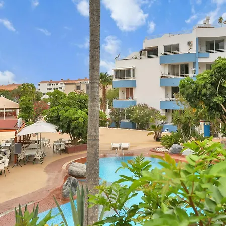 Floor Studio, Pools, Fast Internet, Parking *