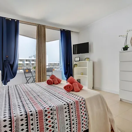 Appartement Floor Studio, Pools, Fast Internet, Parking *