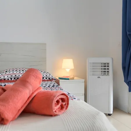 Floor Studio, Pools, Fast Internet, Parking Apartment