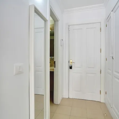 Appartement Floor Studio, Pools, Fast Internet, Parking