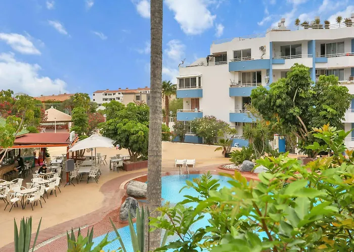 Floor Studio, Pools, Fast Internet, Parking *