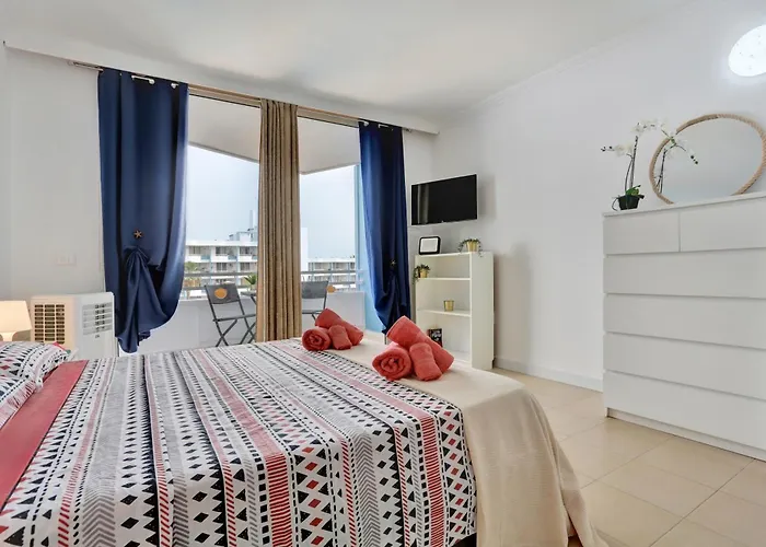 Appartement Floor Studio, Pools, Fast Internet, Parking *