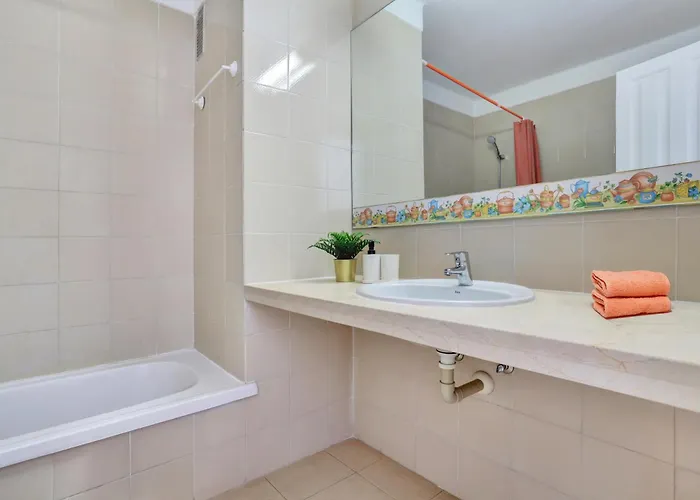 Floor Studio, Pools, Fast Internet, Parking Appartement *