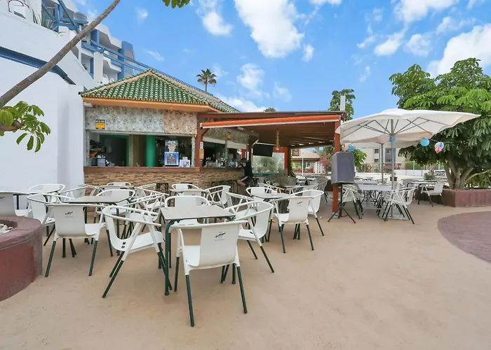 Floor Studio, Pools, Fast Internet, Parking Appartement *